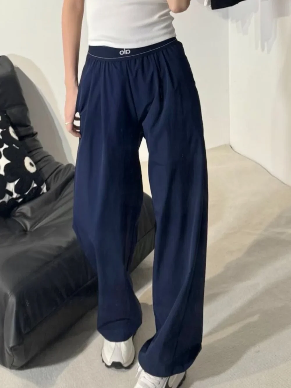 NWT Navy Blue Alo Yoga Suit Up Trouser💧Relaxed Straight Leg Pants Casual Y2K😆
